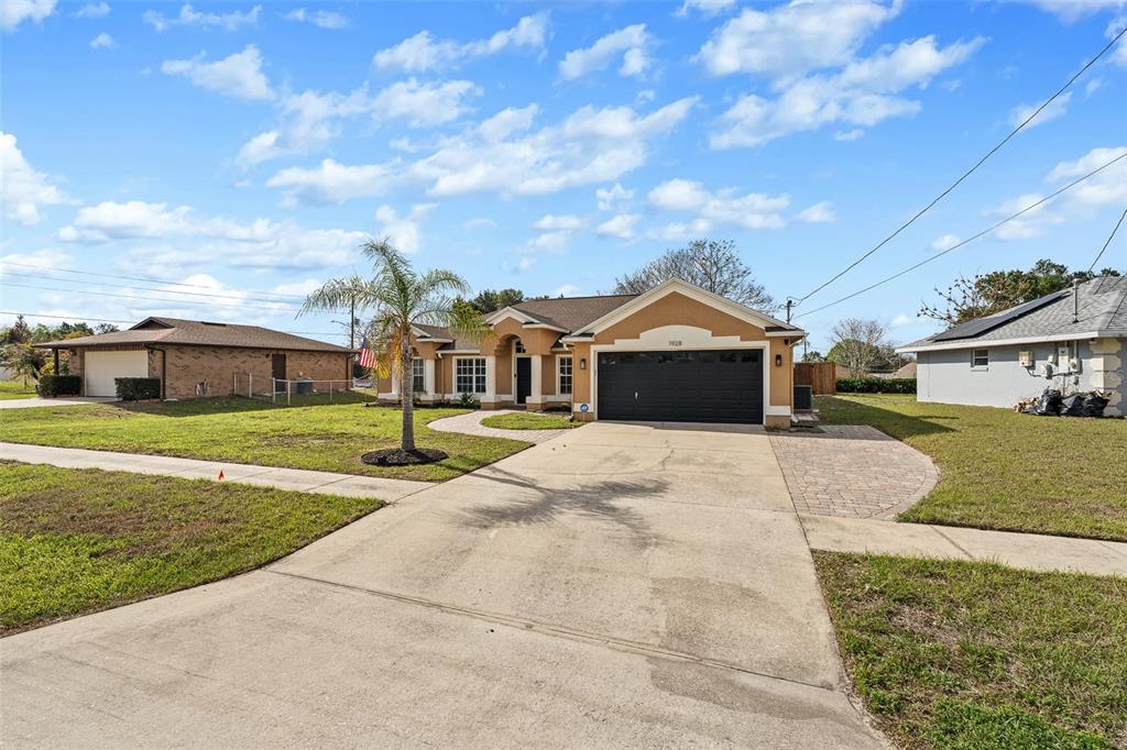 1928 EDEN DRIVE, DELTONA, FL — photo 2 of 30