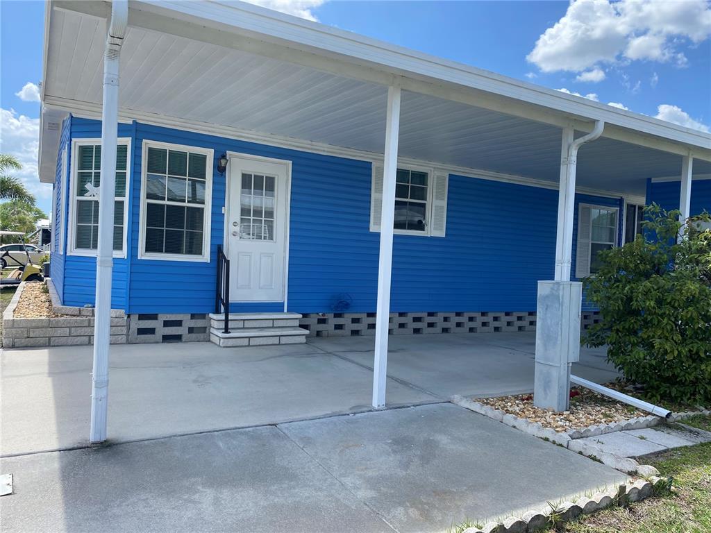 701 RIVERVIEW CIRCLE, NORTH PORT, FL — photo 2 of 20