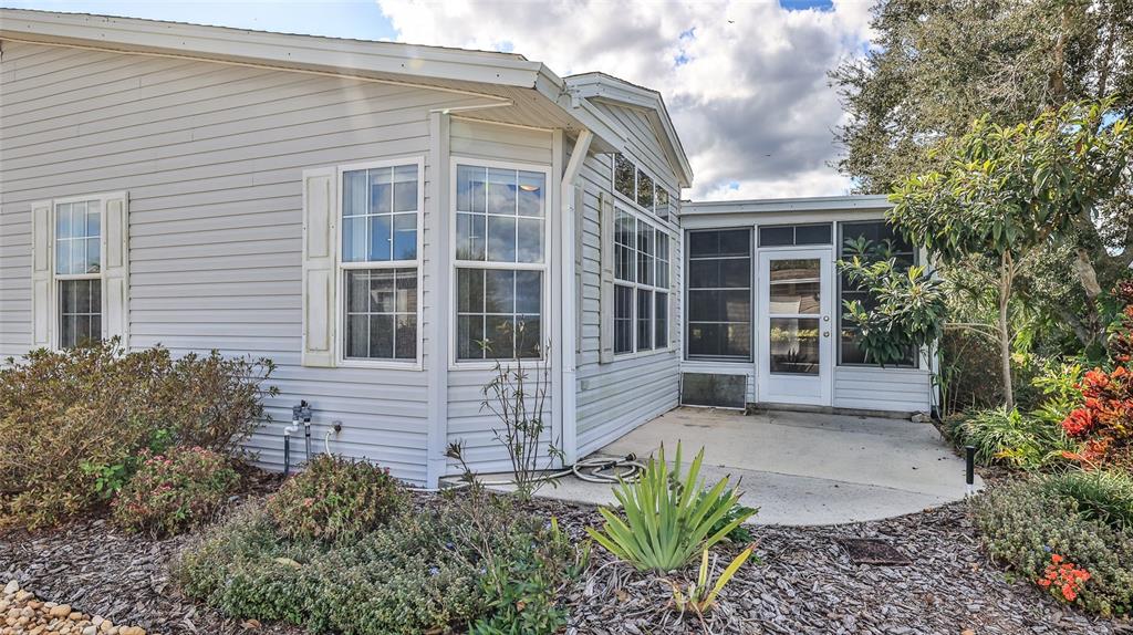 361 MARSH LANDING LOOP, OAK HILL, FL — photo 4 of 30