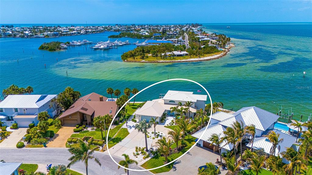 723 KEY ROYALE DRIVE