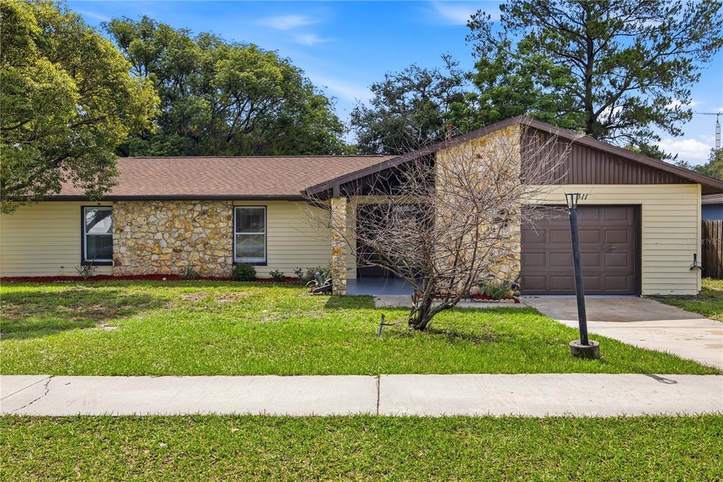 311 MARION OAKS DRIVE