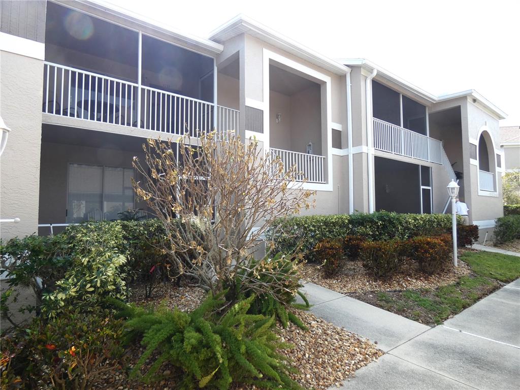 9641 CASTLE POINT DRIVE UNIT 1225