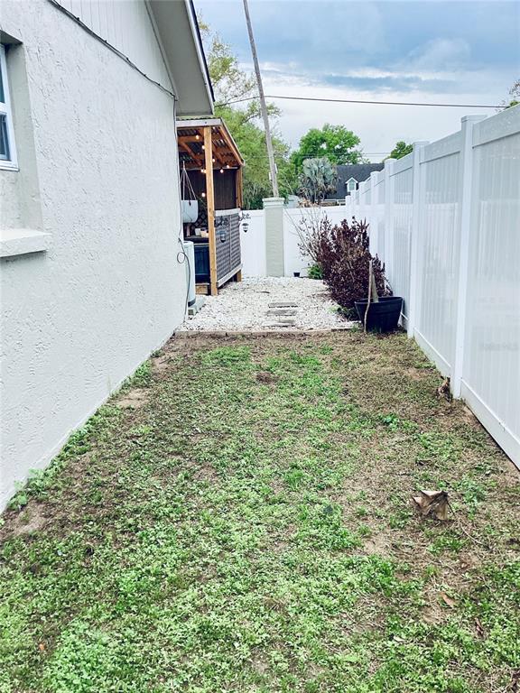 525 RAPID FALLS DRIVE, BRANDON, FL — photo 4 of 28