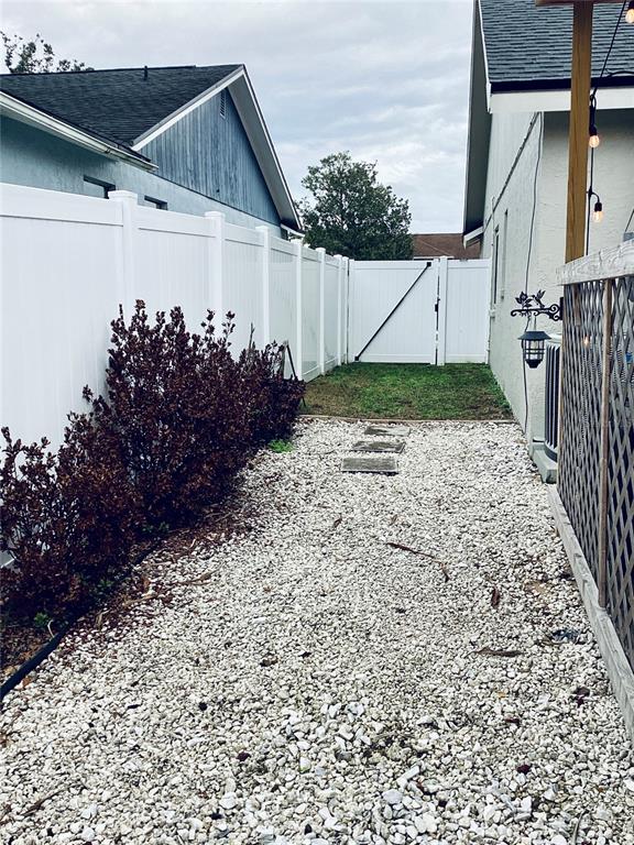 525 RAPID FALLS DRIVE, BRANDON, FL — photo 5 of 28