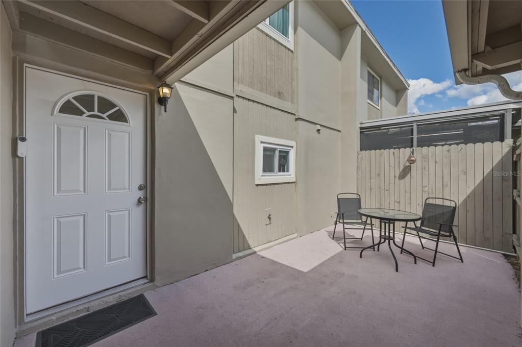 7912 CEDAR DRIVE UNIT 7912, TEMPLE TERRACE, FL — photo 3 of 28