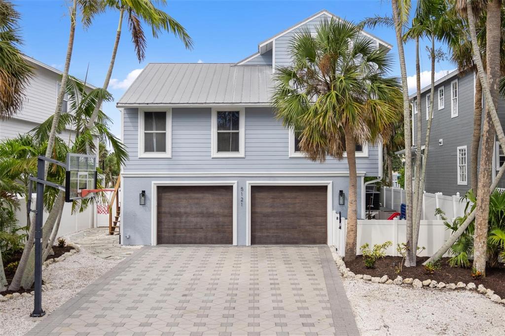 5121 OXFORD DRIVE