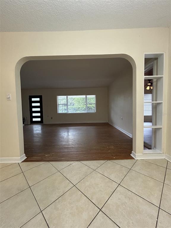 2899 E CROOKED LAKE DRIVE, EUSTIS, FL — photo 4 of 26