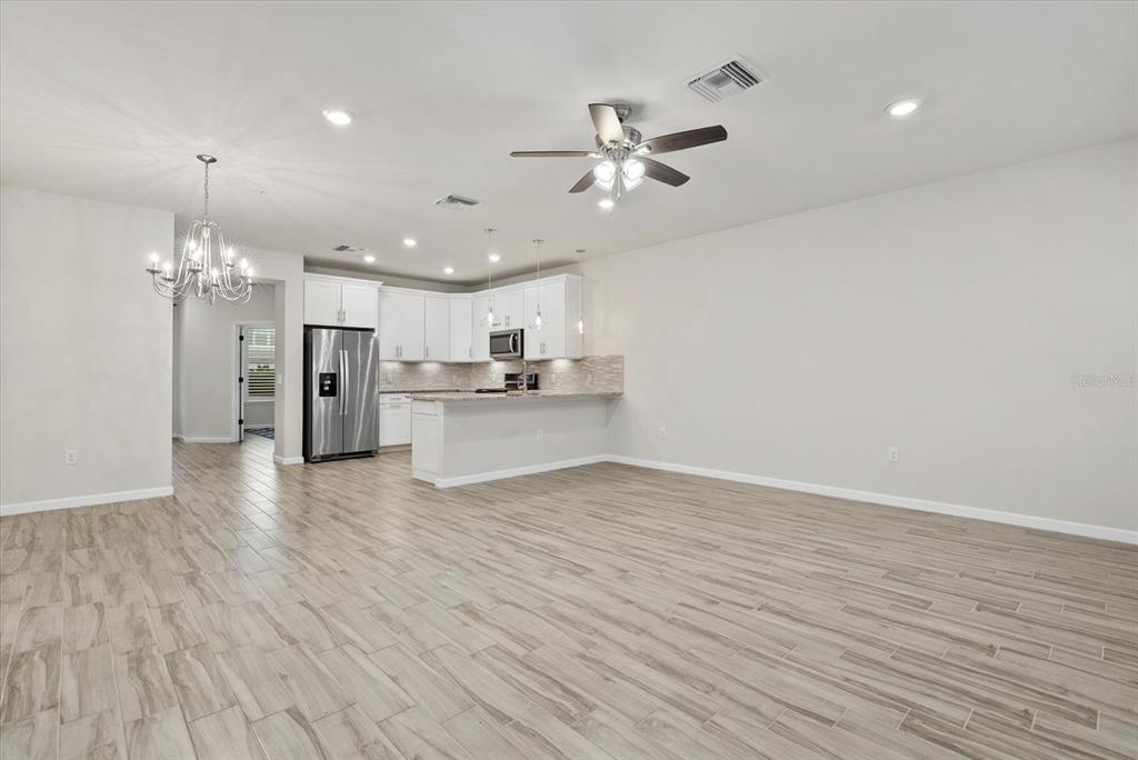 3331 CHESTERTOWN LOOP, BRADENTON, FL — photo 5 of 30