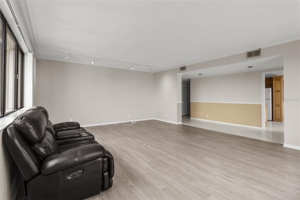 150 BELLEVIEW BOULEVARD UNIT 507, BELLEAIR, FL — photo 4 of 30