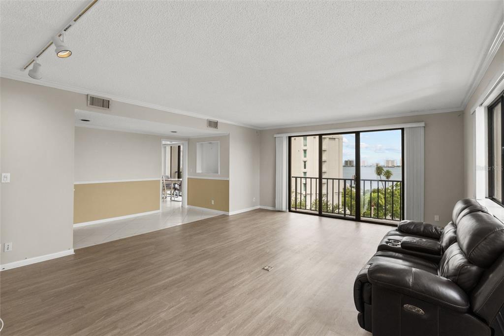 150 BELLEVIEW BOULEVARD UNIT 507, BELLEAIR, FL — photo 5 of 30