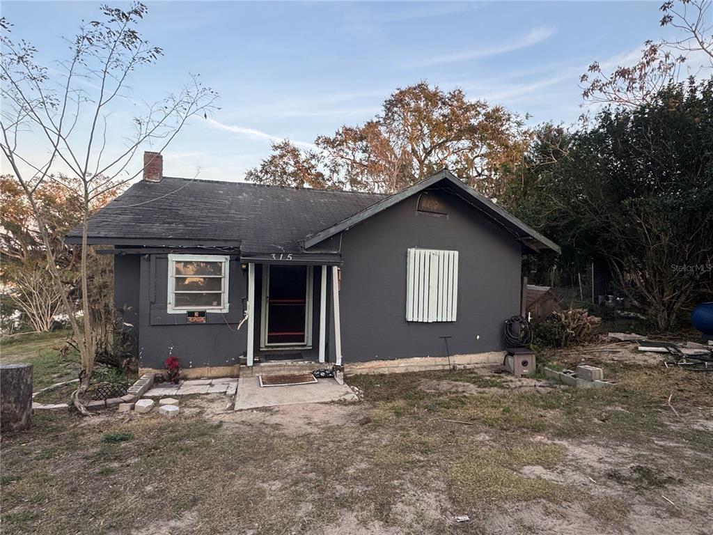 310 LAKE AVENUE