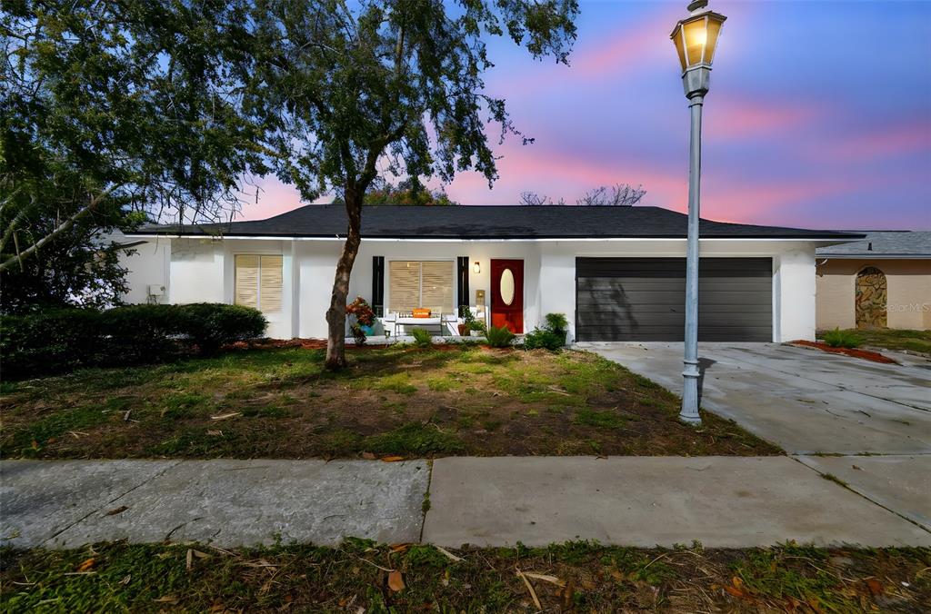 8611 GANDY LANE