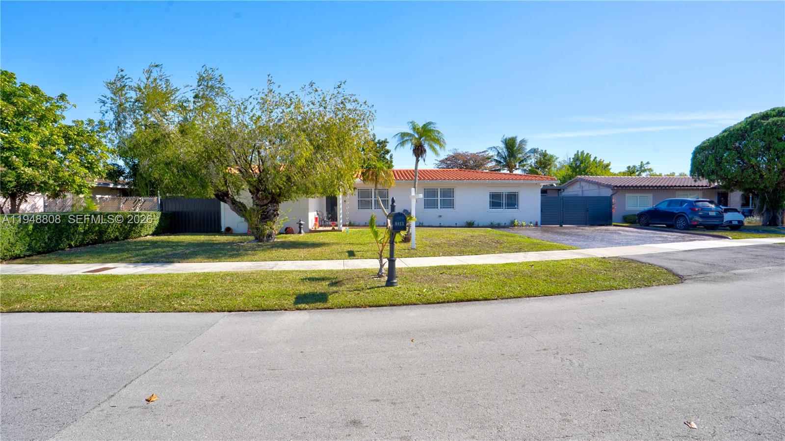 6815 SW 134th Ct, Miami FL 33183