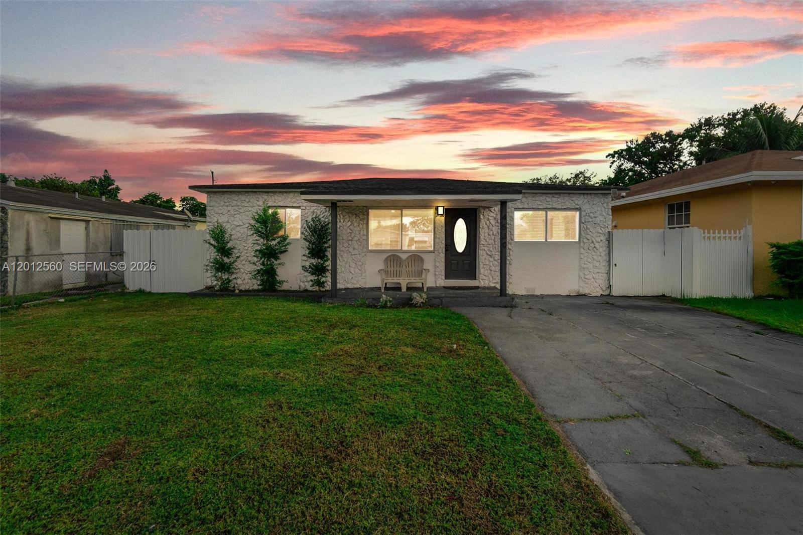4530 SW 25th St, West Park FL 33023