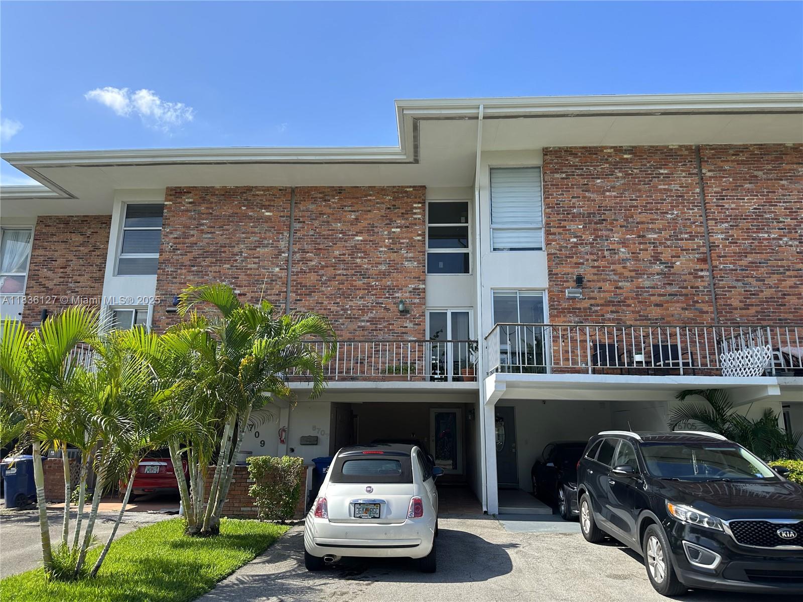 6707 Brookline Dr # 6707, Hialeah FL 33015