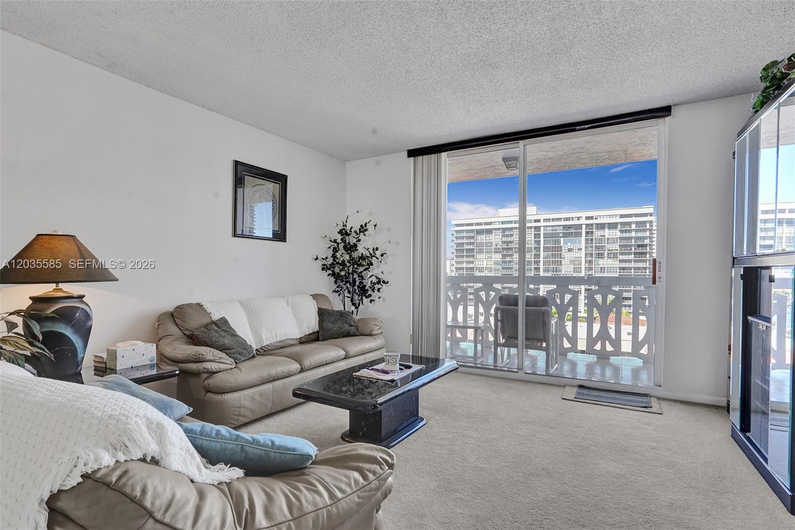 3113 S Ocean Dr # 803, Hallandale Beach FL 33009