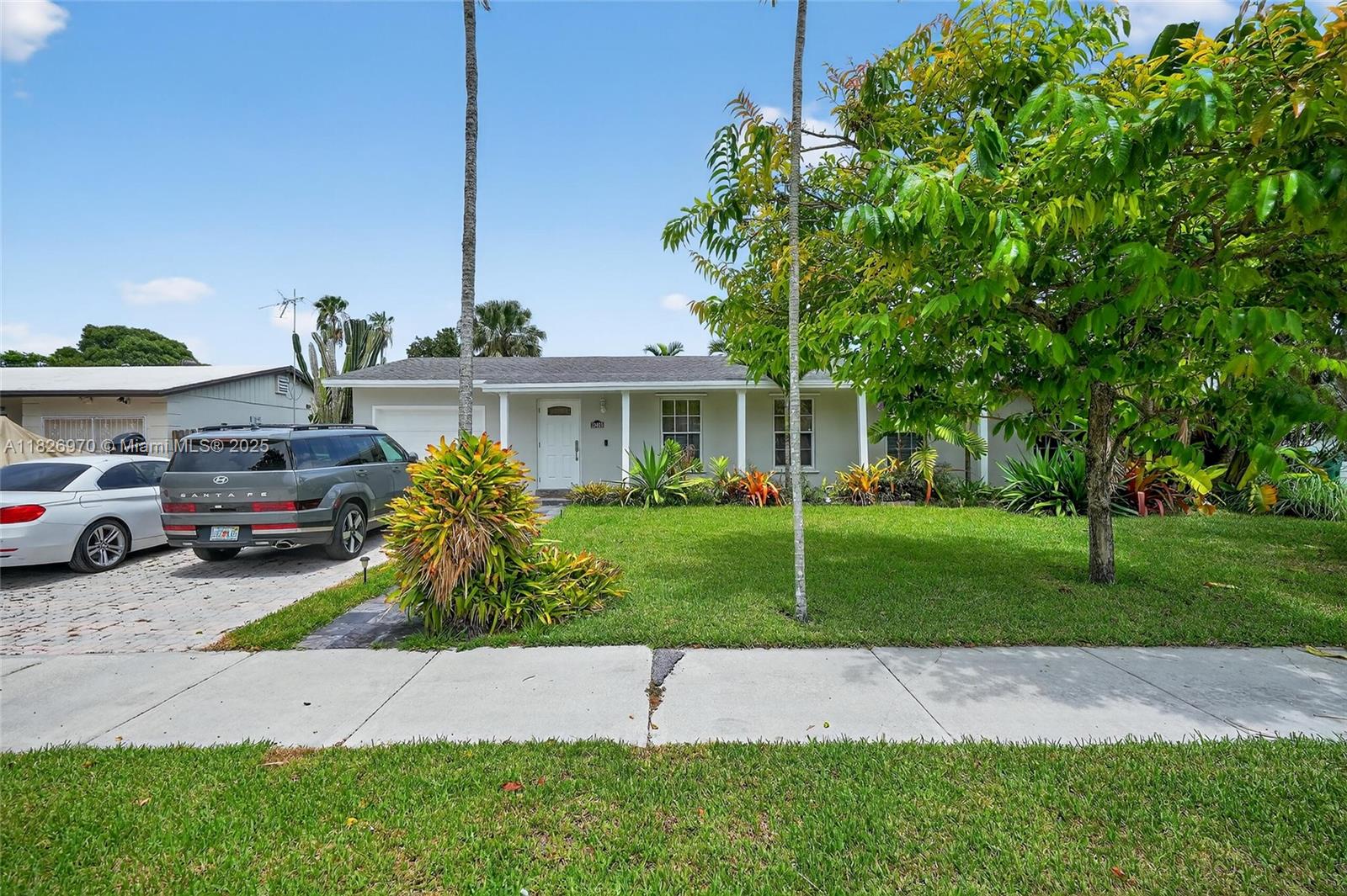 10463 SW 124th Pl, Miami FL 33186