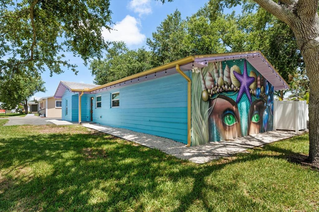 2050 W BAY DRIVE, LARGO, FL — photo 4 of 30
