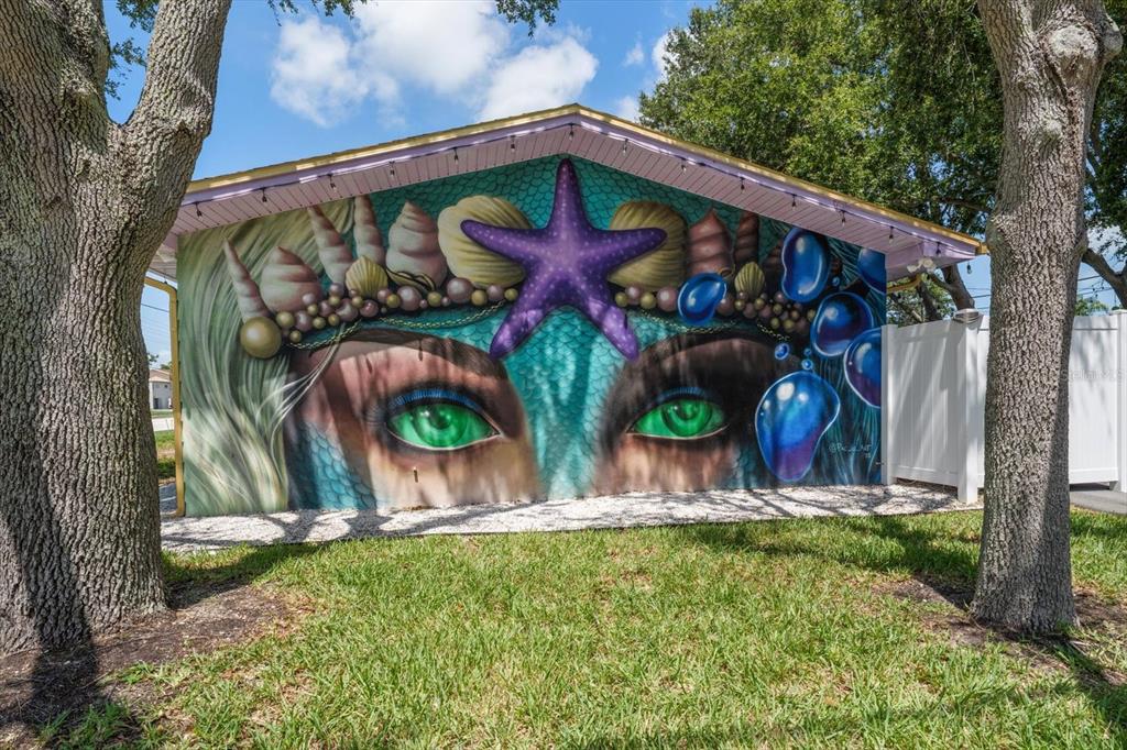 2050 W BAY DRIVE, LARGO, FL — photo 5 of 30