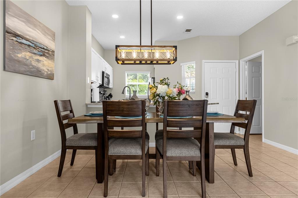 8558 CRYSTAL COVE LOOP, KISSIMMEE, FL — photo 4 of 30