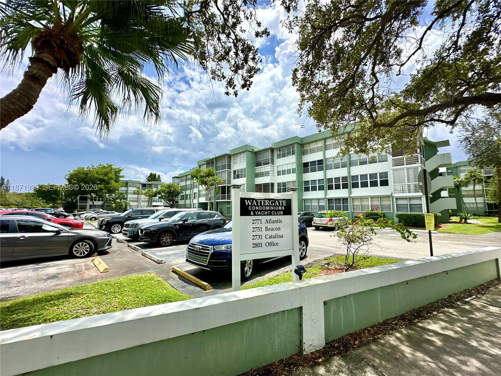 2771 Taft St # 302, Hollywood FL 33020