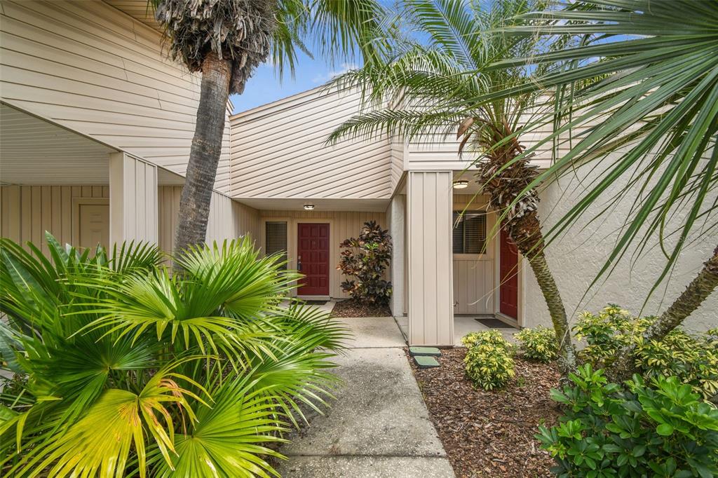 4243 OAK LOOP