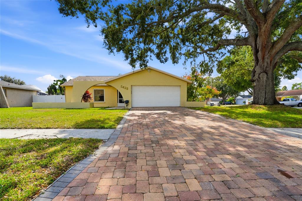 5425 PENTAIL CIRCLE