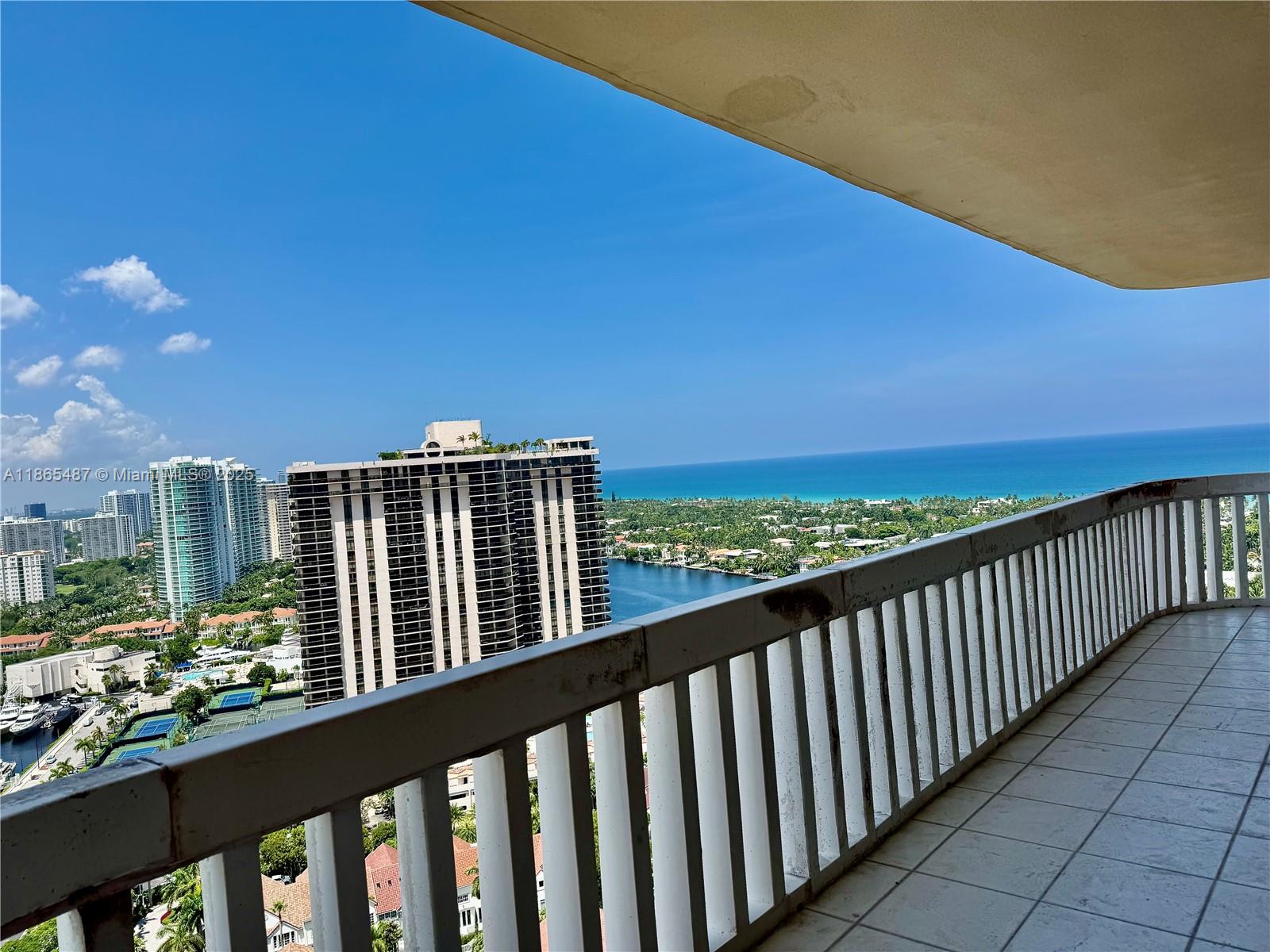 19355 Turnberry Way # 26C, Aventura FL 33180
