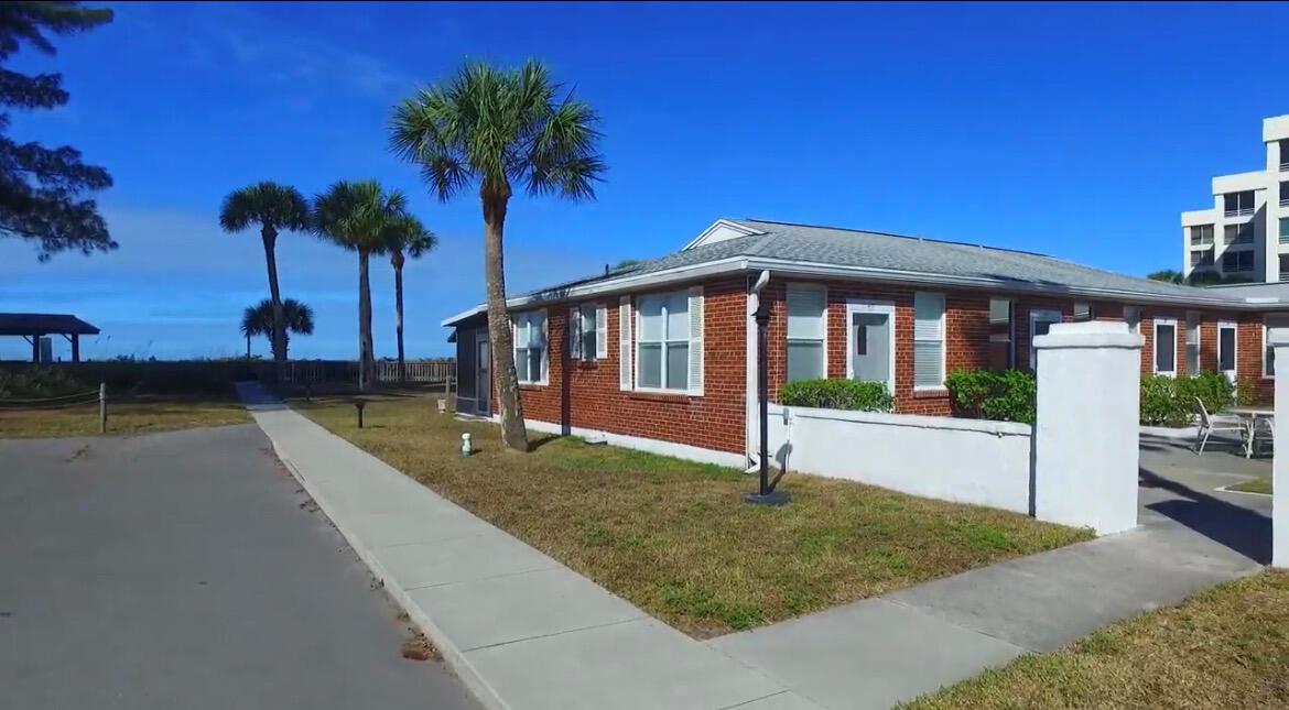908 Villas Drive # 18, Venice FL 34285