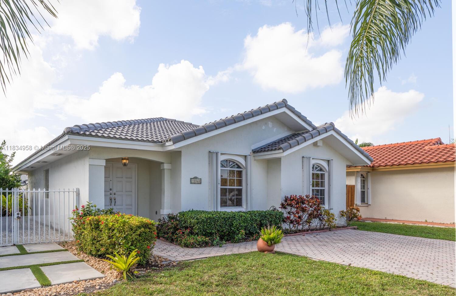 10360 SW 22nd St, Miami FL 33165