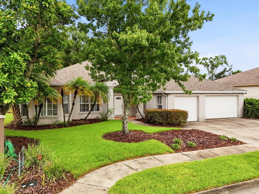 14902 DEVONSHIRE WOODS PLACE, TAMPA, FL — photo 2 of 30