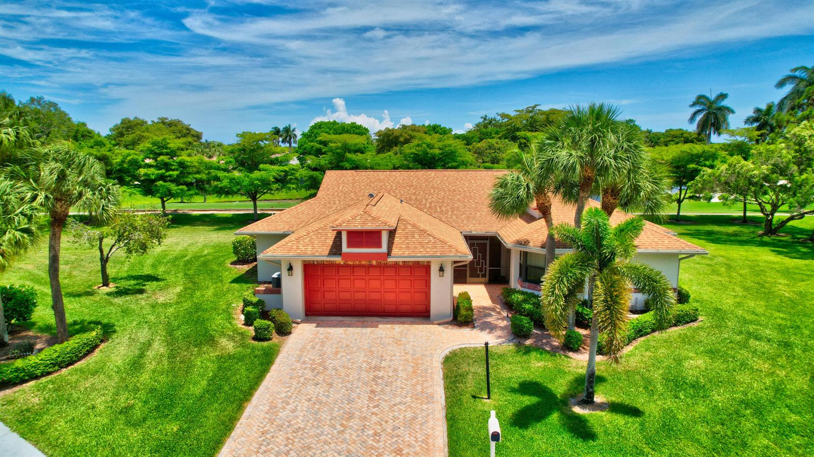 5664 Willow Creek Court, Delray Beach FL 33484