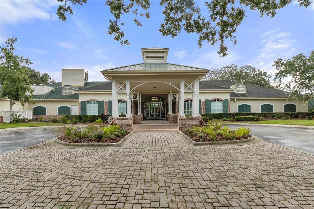 4550 GOLF CLUB LANE