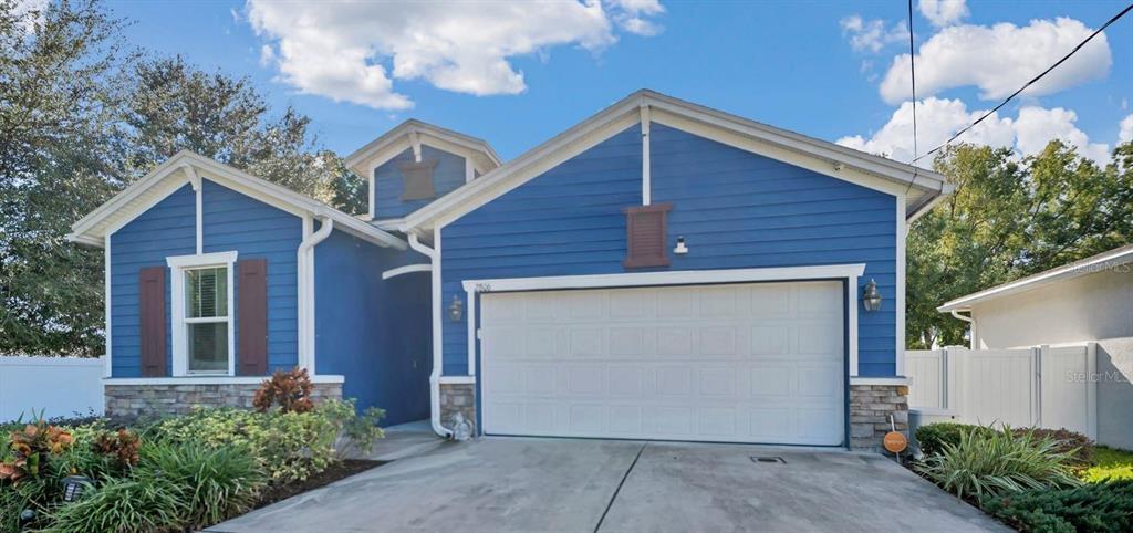 2806 W SAINT ISABEL STREET