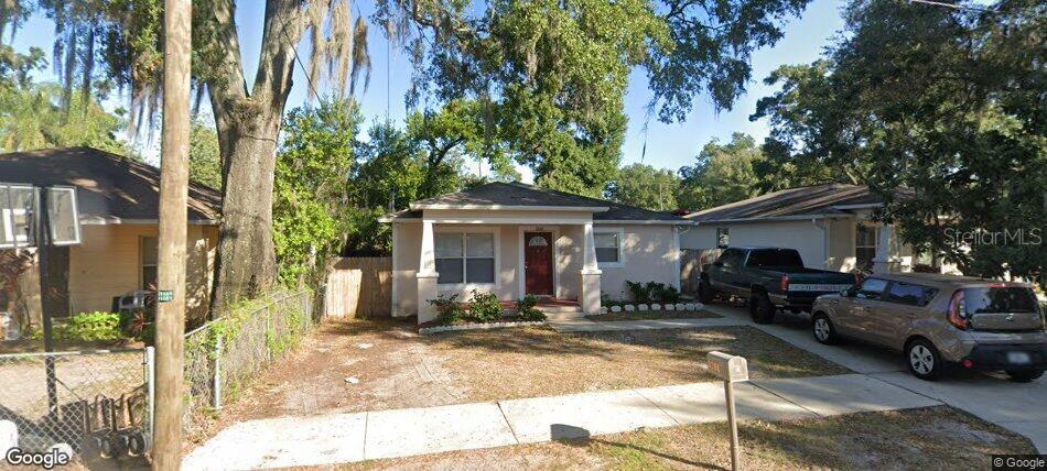 3208 E MOHAWK AVENUE