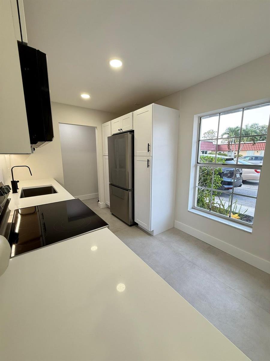 WhatsApp Image 2025-07-31 at 10.50.52 (1 — 316 Cape Cod Circle, FL 33467, FL