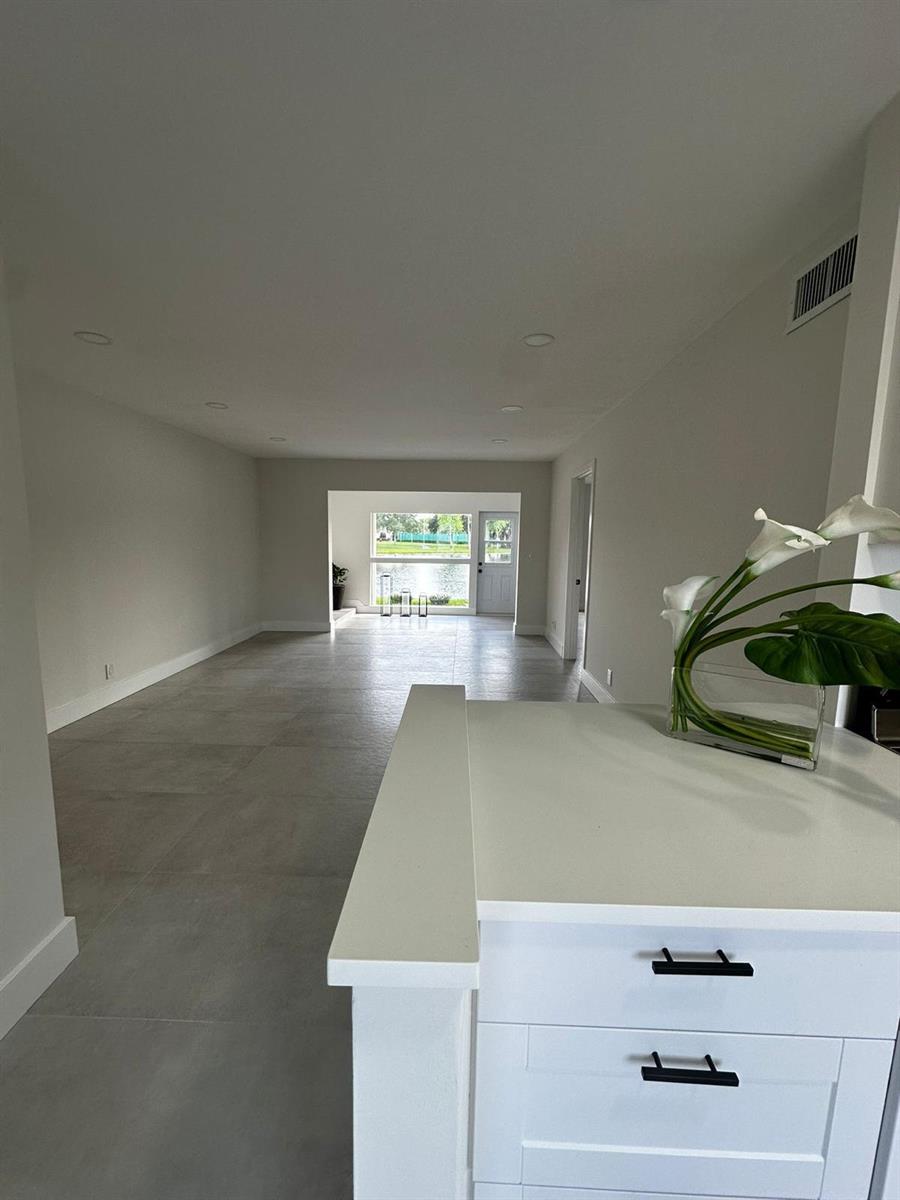 WhatsApp Image 2025-07-31 at 10.49.17 — 316 Cape Cod Circle, FL 33467, FL