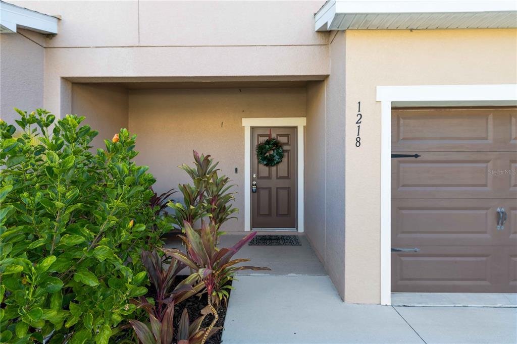 1218 GRANTHAM DRIVE, SARASOTA, FL — photo 3 of 30