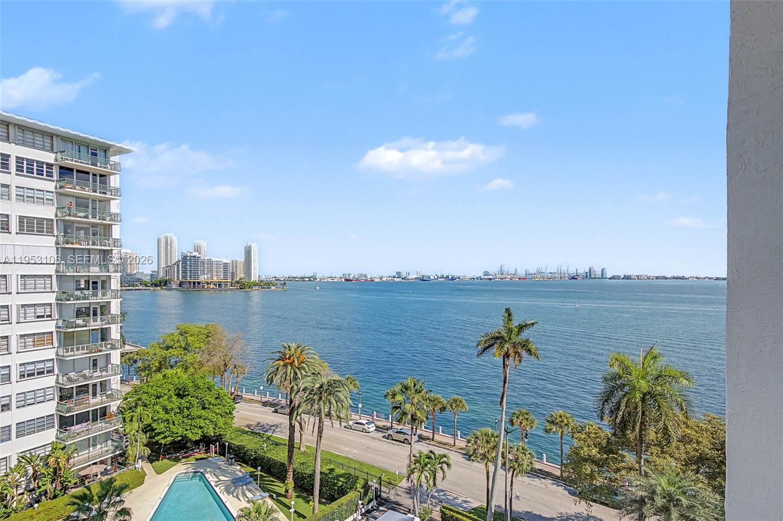 1420 Brickell Bay Dr # 904B, Miami FL 33131