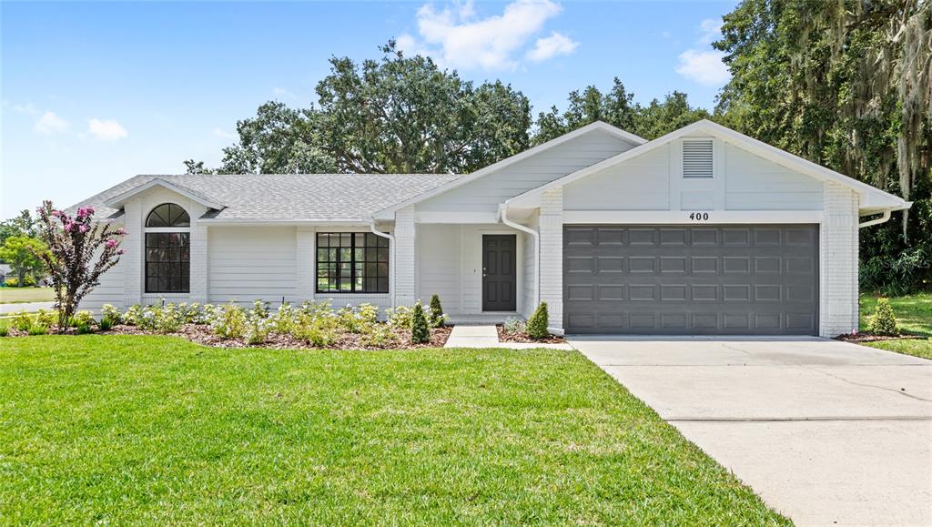400 TIMBERCREEK DRIVE N