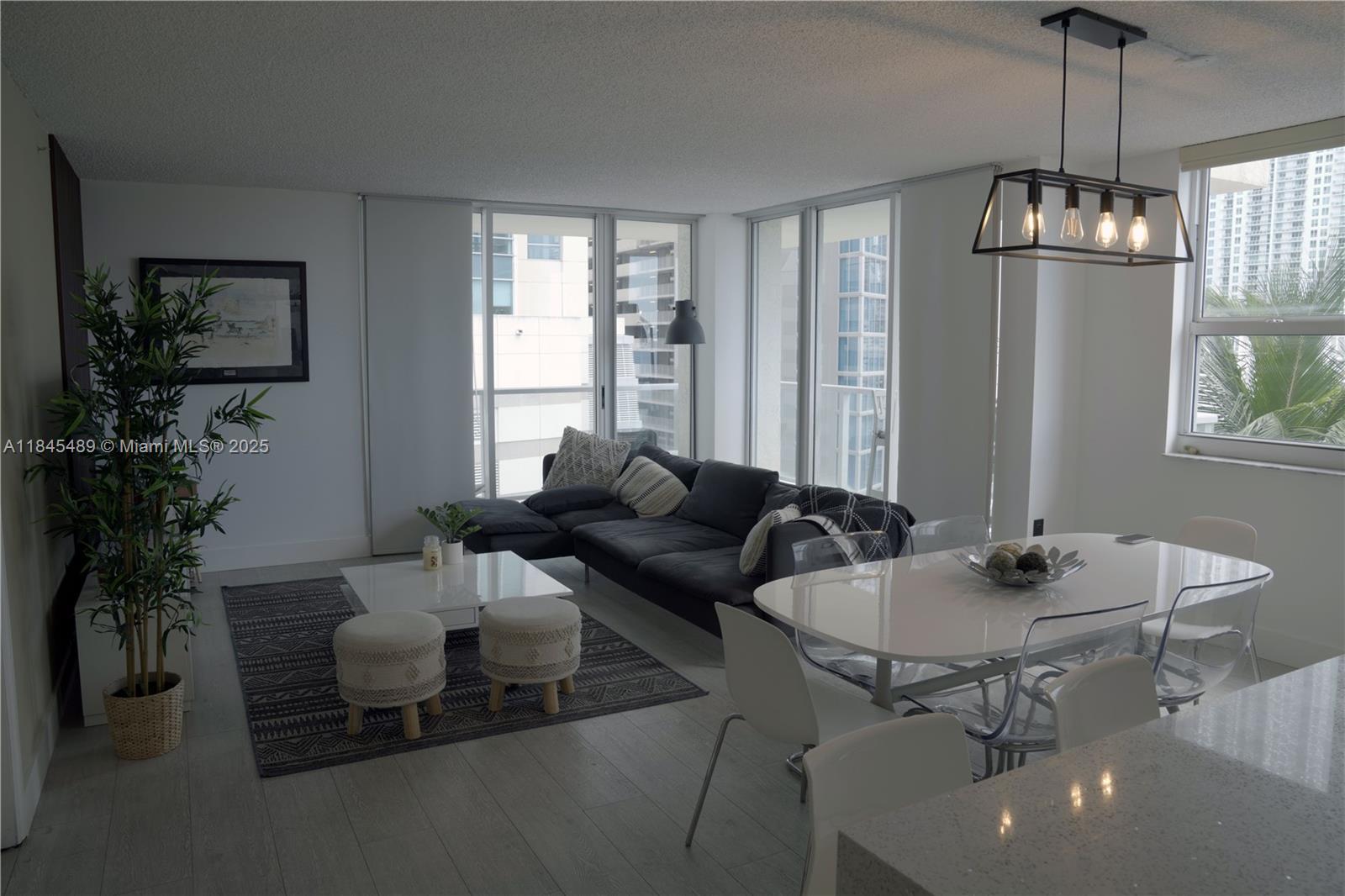 1155 Brickell Bay Dr # 902, Miami FL 33131
