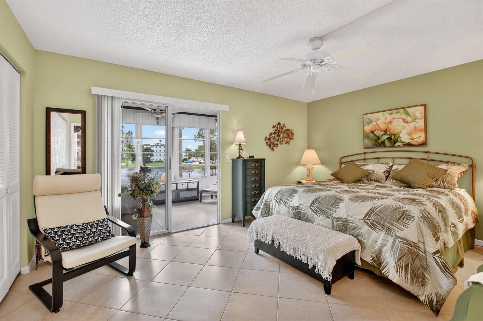 2010 N Farnham N, Deerfield Beach FL 33442