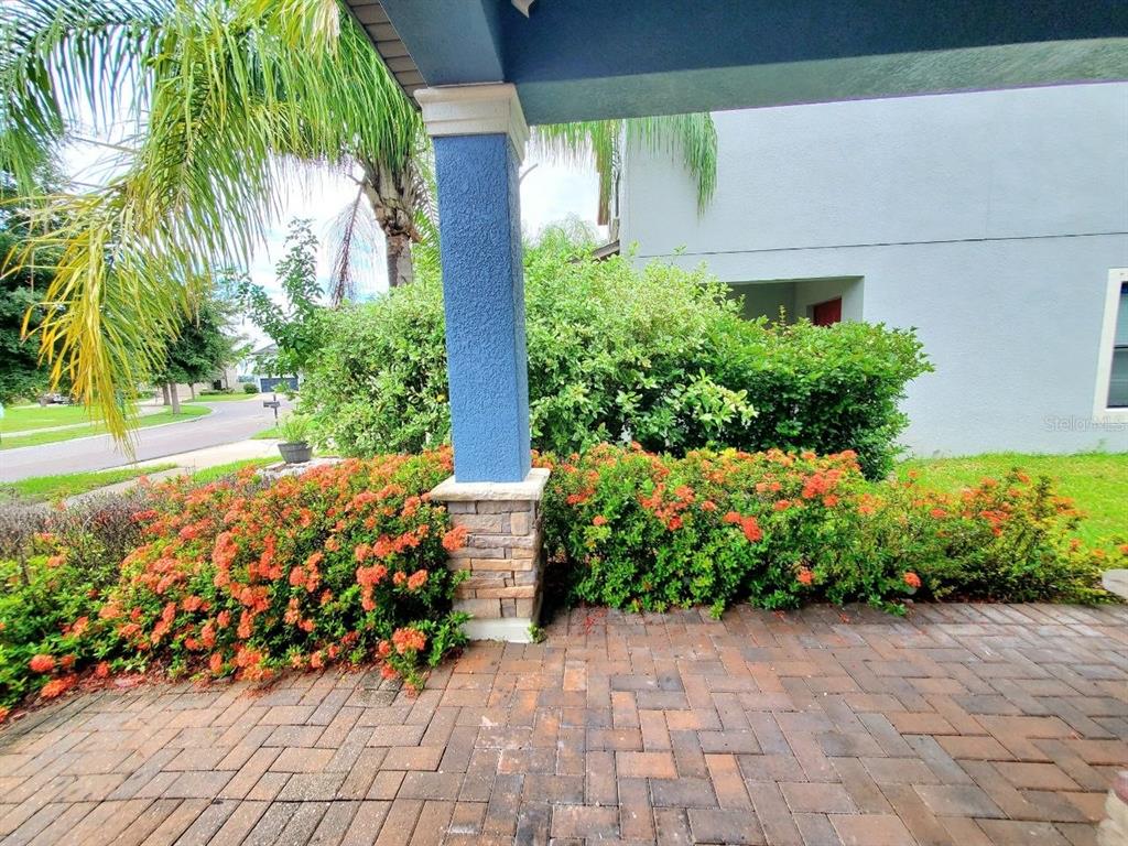 10031 NEWMINSTER LOOP, RUSKIN, FL — photo 3 of 30