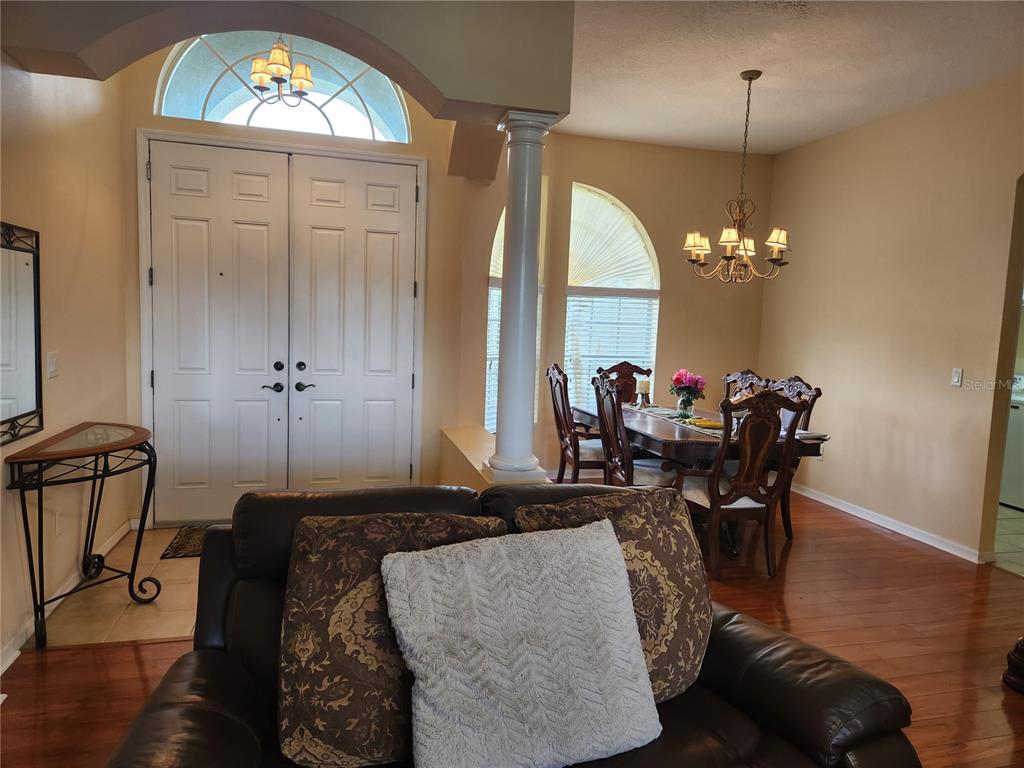 1629 CANOE DRIVE, LUTZ, FL — photo 2 of 13