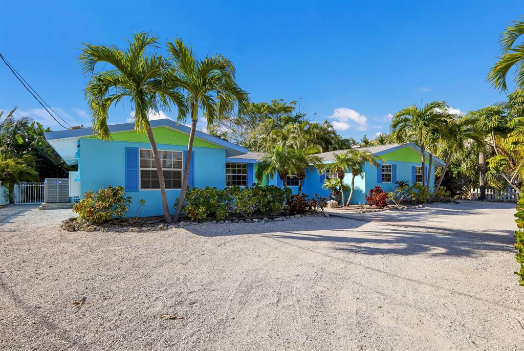 125 CRESCENT DRIVE, ANNA MARIA, FL — photo 3 of 30