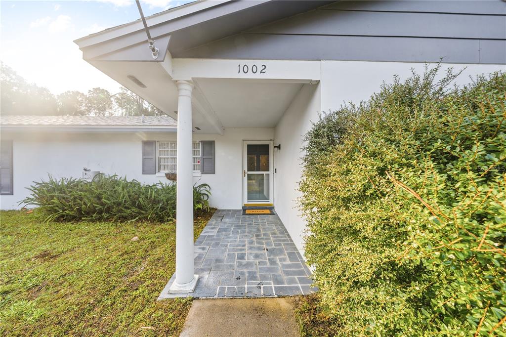 1002 PINE TREE DRIVE, EUSTIS, FL — photo 4 of 30