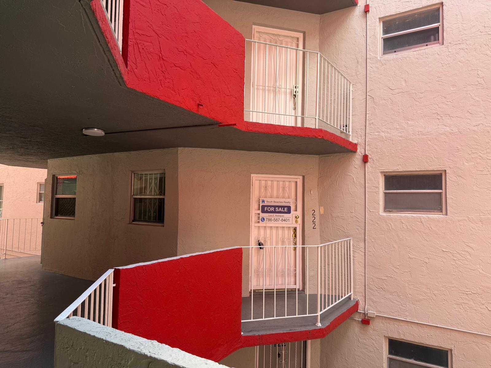 1750 W 46th Street # 222, Hialeah FL 33012
