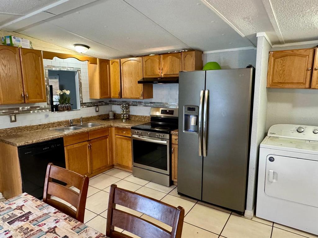4835 CYNTHIA STREET, BARTOW, FL — photo 3 of 9