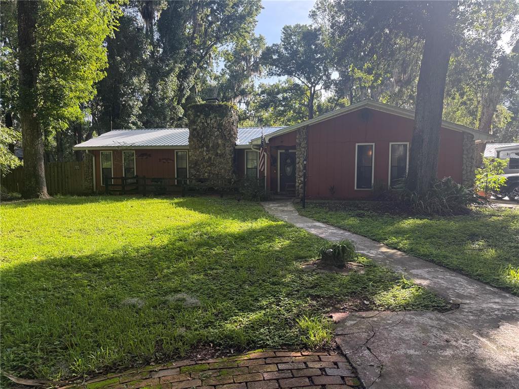 625 WILDWOOD DRIVE