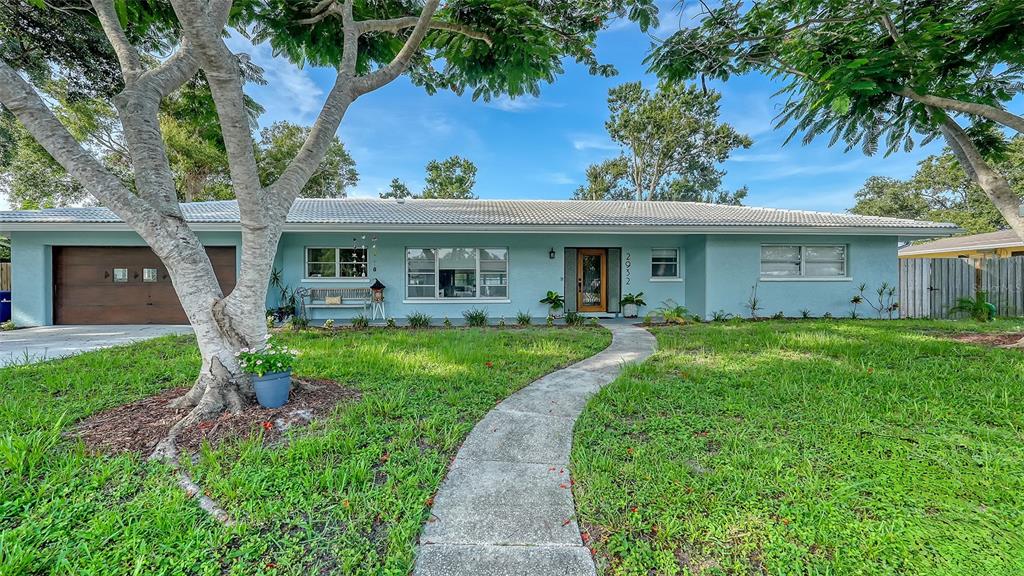 2932 UPPER TANGELO DRIVE
